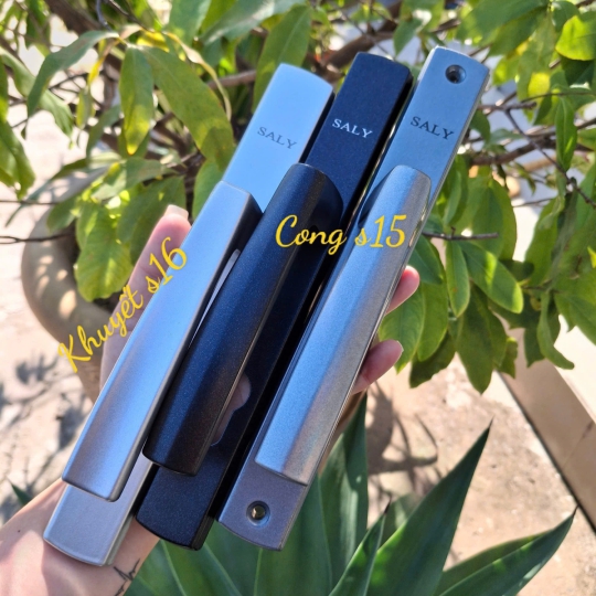 Tay nắm cửa đi SALY (Tay cong)